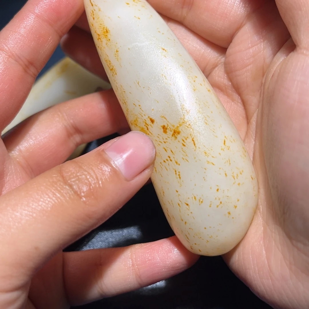 老***啊和田玉未镶嵌珠宝奇石