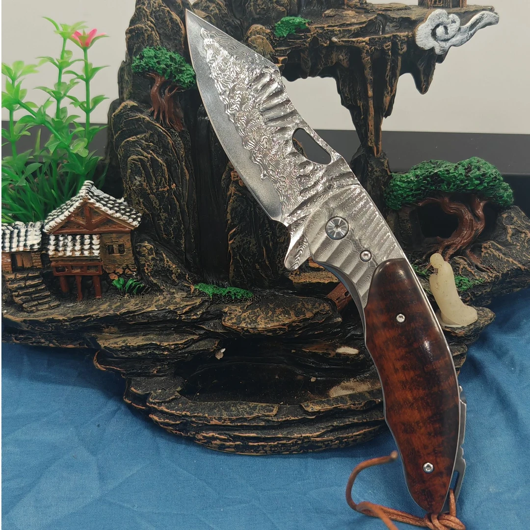 大嘴鸟折叠锻打手工锋利户外大马士革钢夹VG10钢芯蛇纹木水果刀