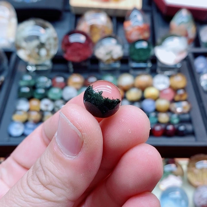 姝***雅水晶颈饰未镶嵌水晶裸石未镶嵌