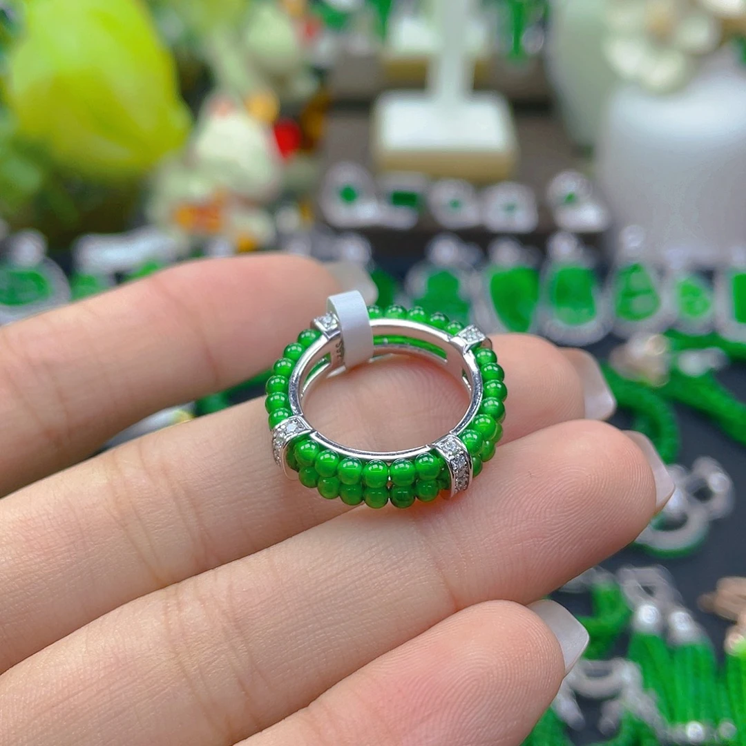 翡翠戒指银S925镶嵌天然A货翡翠