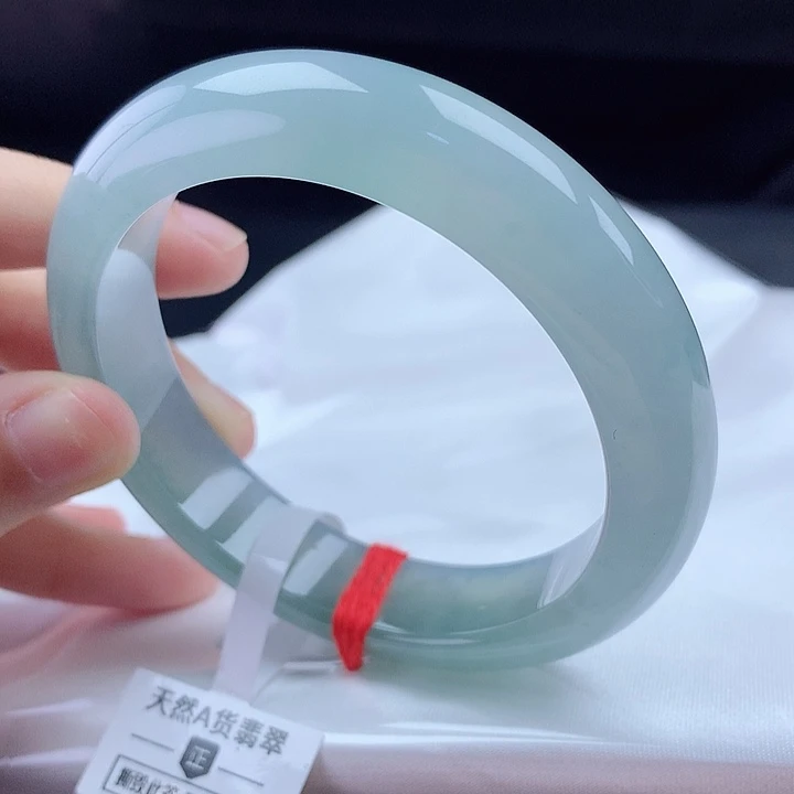 翡翠未镶嵌手镯54圈