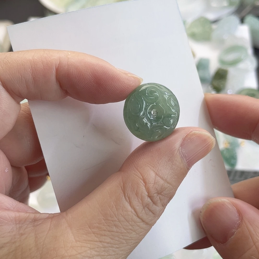 颈饰未镶嵌翡翠如意花扣