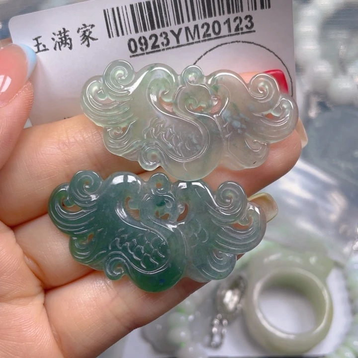 吊坠(不含链)未镶嵌翡翠
