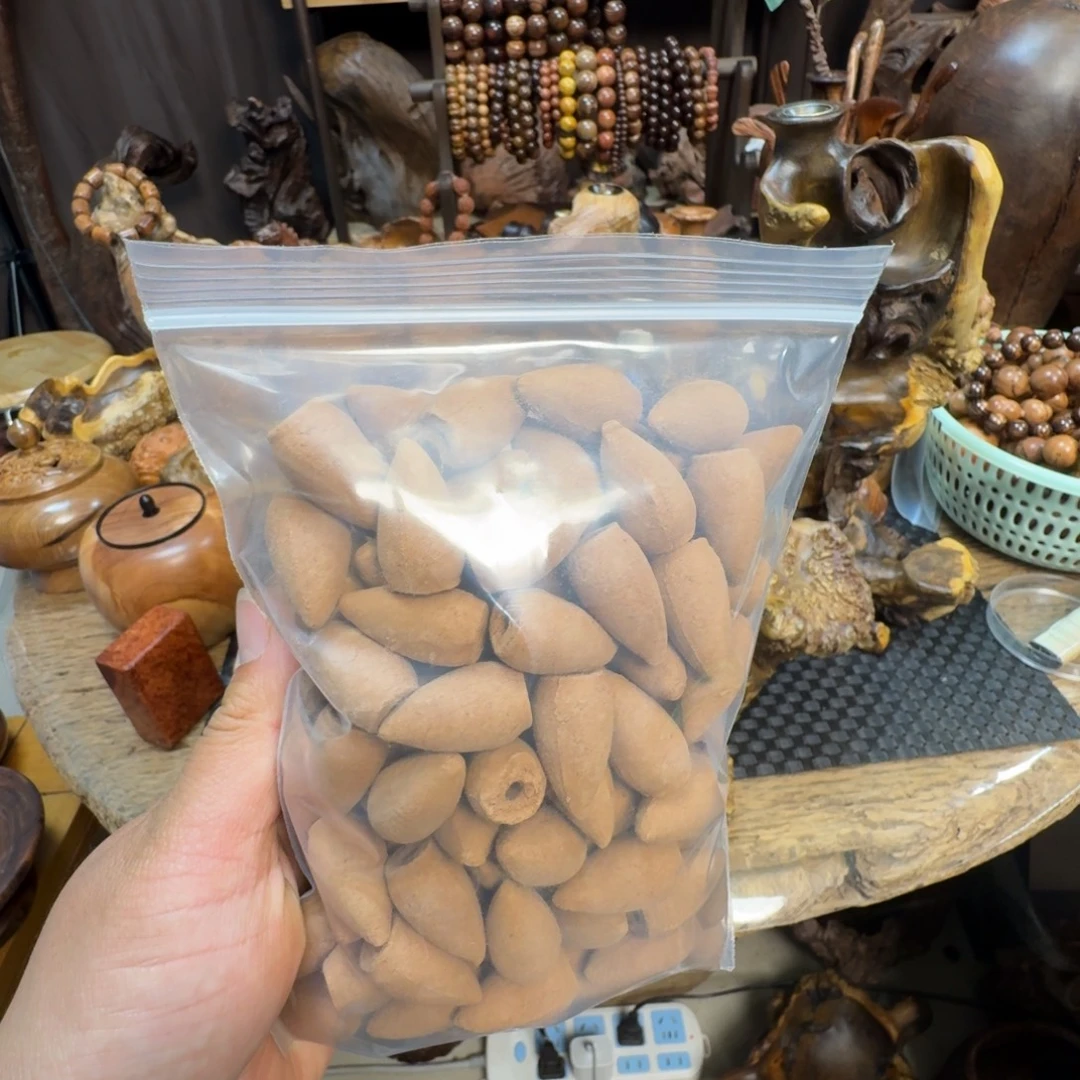 宠***i花梨木类贵黄鬼柳紫檀麻梨等硬木手作