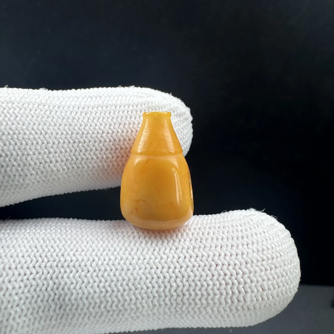 Z4602天然原矿蜜蜡鸡油红三通 12*19.4mm一物一图 支持复检