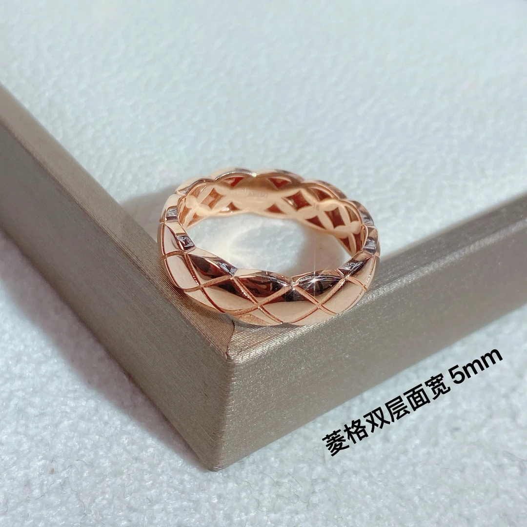 18k金戒指 双层菱格纹面宽5mm