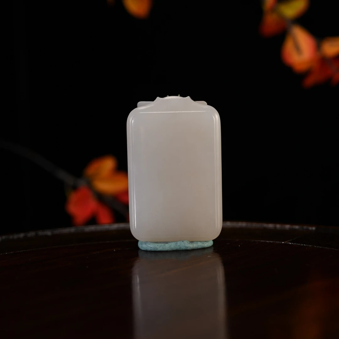 LOT8805 25YU108210和田玉藕粉无事牌挂件/匡时