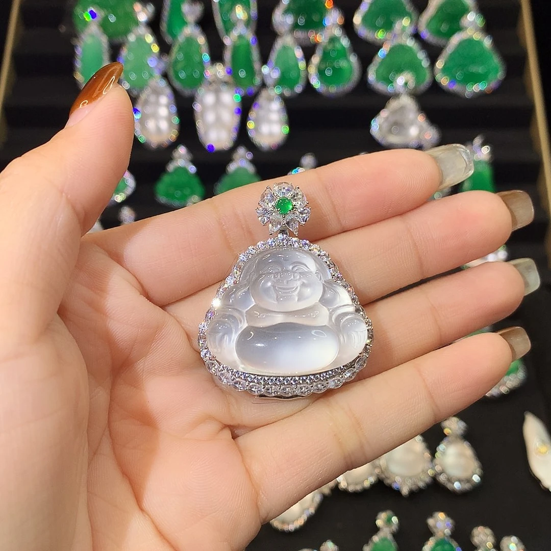 萌***1石英质玉银S925镶嵌颈饰