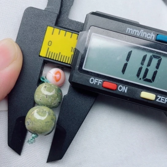 未镶嵌南红玛瑙珠宝奇石