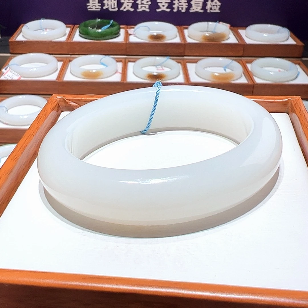 和田玉手镯 50 51未镶嵌