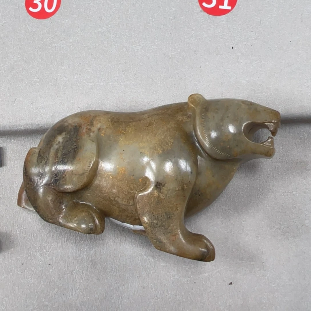 和田玉（糖玉）颈饰未镶嵌不*楼