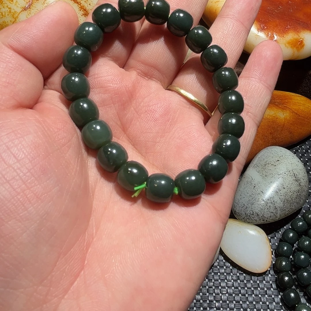 和田玉未镶嵌项圈