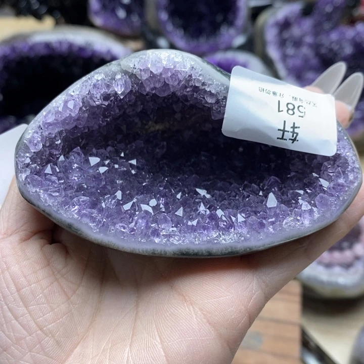 未镶嵌紫晶大型摆件（非配饰）