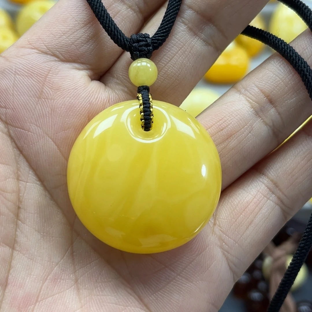 蜜蜡未镶嵌珠宝奇石