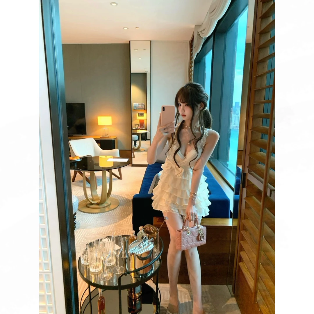 lala古早千金/日系感度假挂脖连衣裙蛋糕吊带裙温柔纯欲风