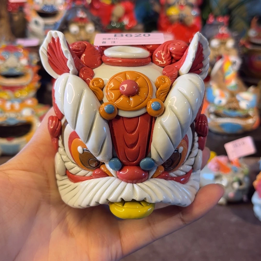 雨***虹泥塑纯手工茶宠摆件