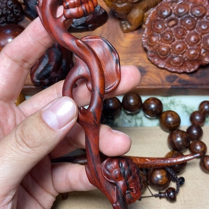 檀香紫檀（小叶紫檀）灵芝如意