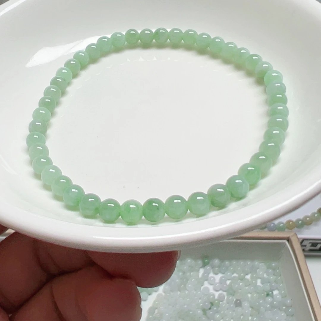 散珠翡翠纯天然缅甸翡翠A货卡4.6，40颗