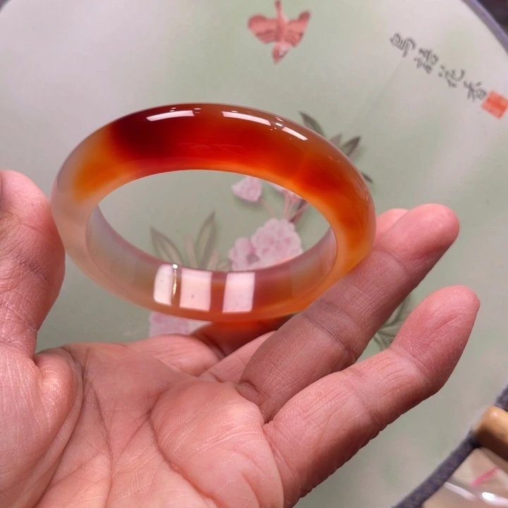 玛瑙/玉髓未镶嵌手镯