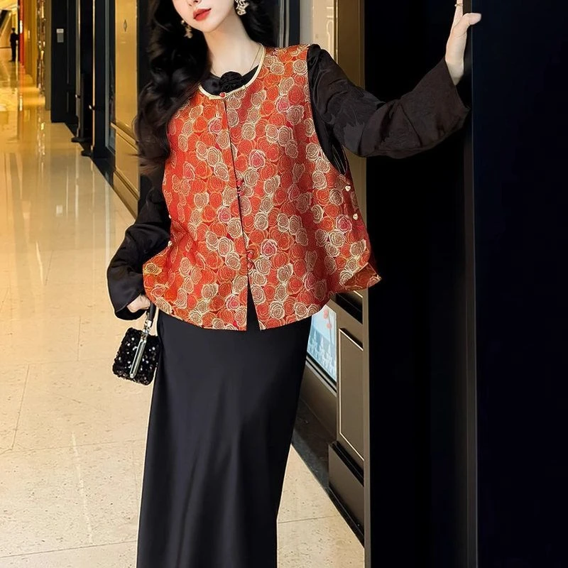 【李子淳】2025春款真丝玫瑰花宋锦马甲领口撞色手工盘扣贵气感马甲