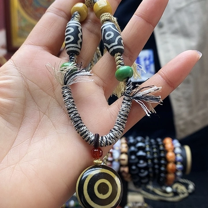 玛瑙/玉髓合金颈饰