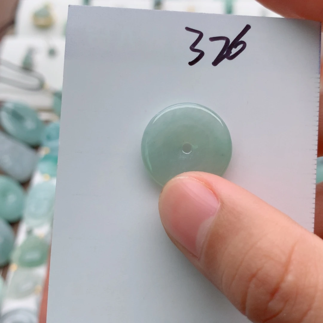 翡翠未镶嵌颈饰?****✨吊坠