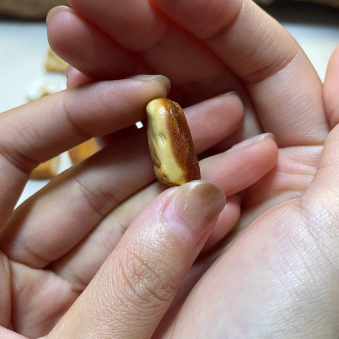 定制琥珀天然琥珀