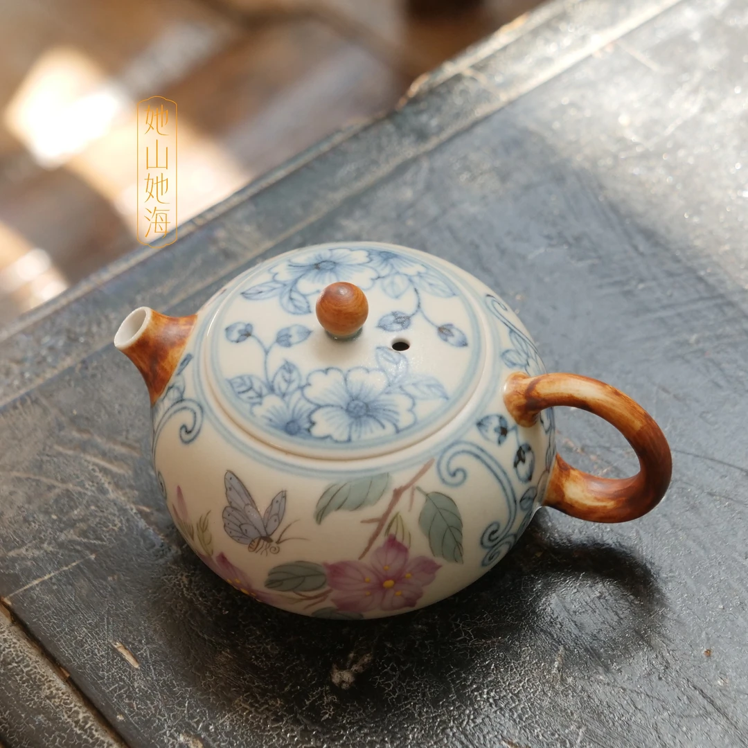 她山她海【斗彩蝴蝶西施壶】景德镇云青素坊纯手绘泡茶壶