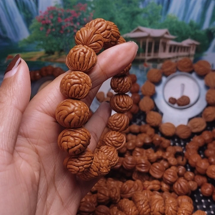 有***人吊坠文玩核桃龙纹桃核手串