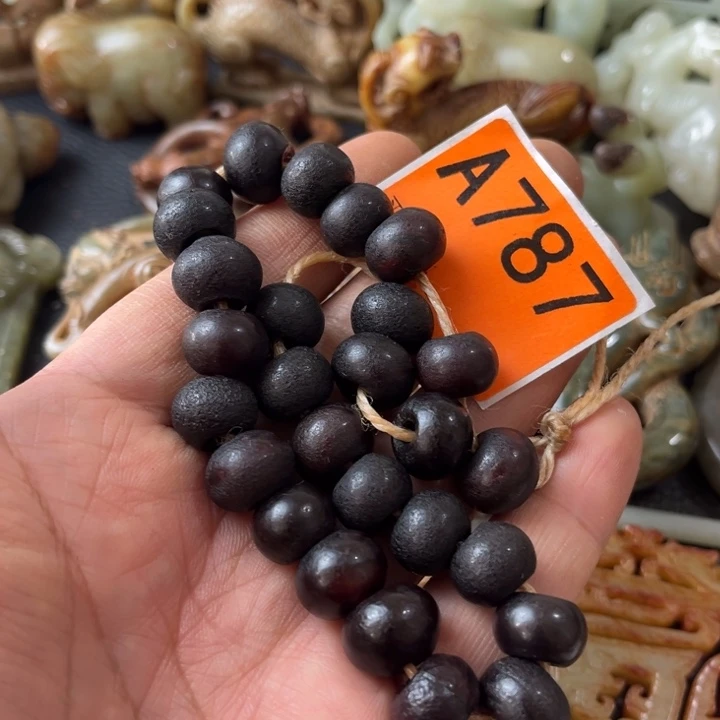 玛瑙/玉髓颈饰合金