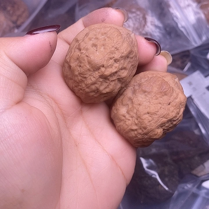 文玩核桃吊坠     47h