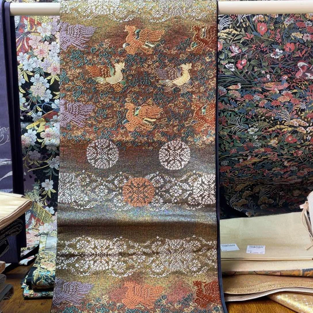 小***糖织绣嵌螺钿嵌螺钿