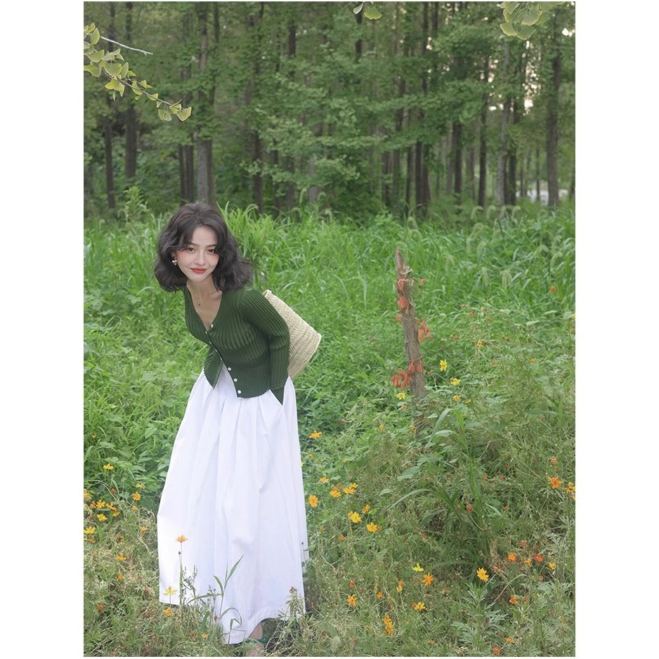 酒午复古春季高腰显瘦半身裙气质中长款A字过膝百褶裙女KLF2697