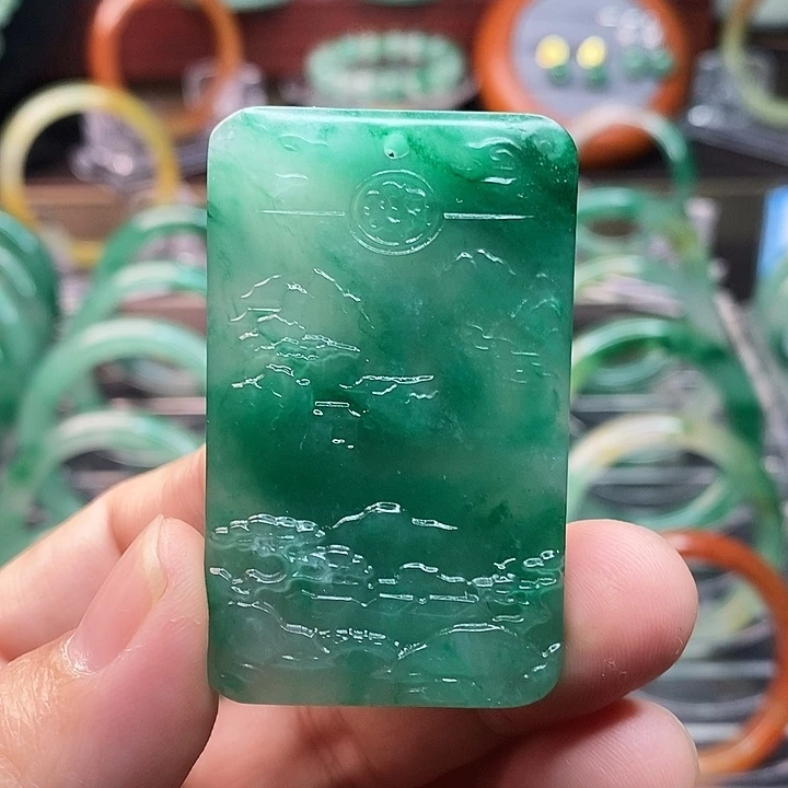 石英质玉颈饰未镶嵌