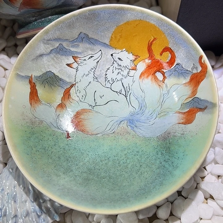 手绘遇见山海九尾红狐