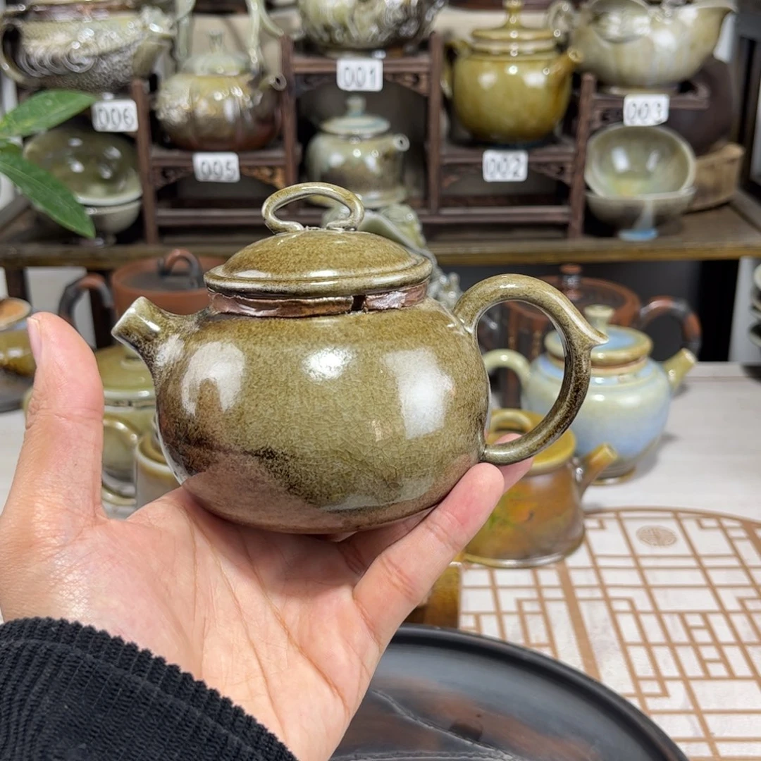 200cc左右，白泥柴烧出尘壶（建水紫陶古法传承裸坯柴烧）