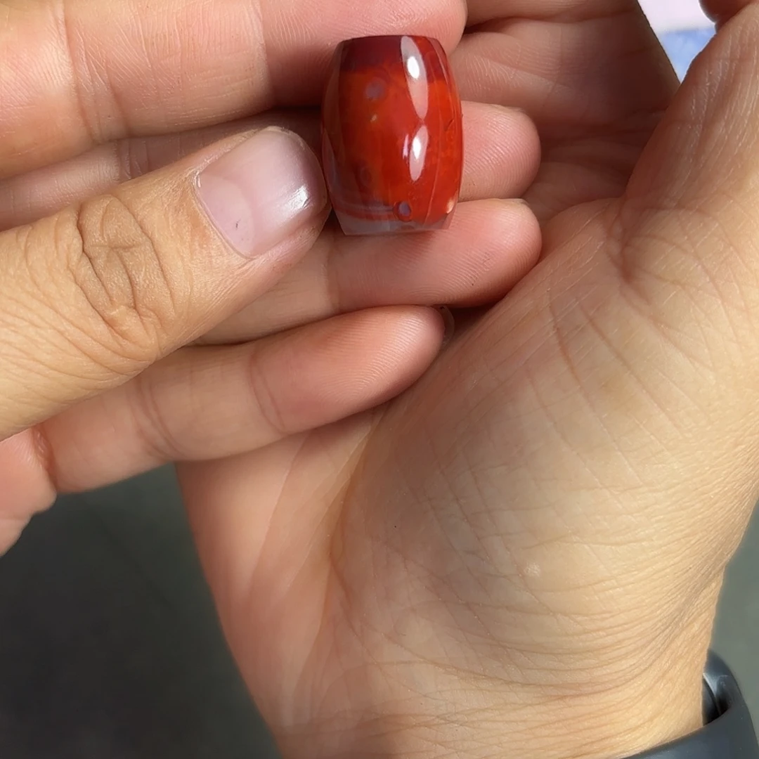 s***7颈饰合金南红玛瑙