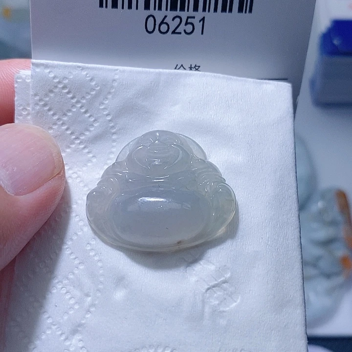 翡翠未镶嵌颈饰天光墟翡翠市场现金代购