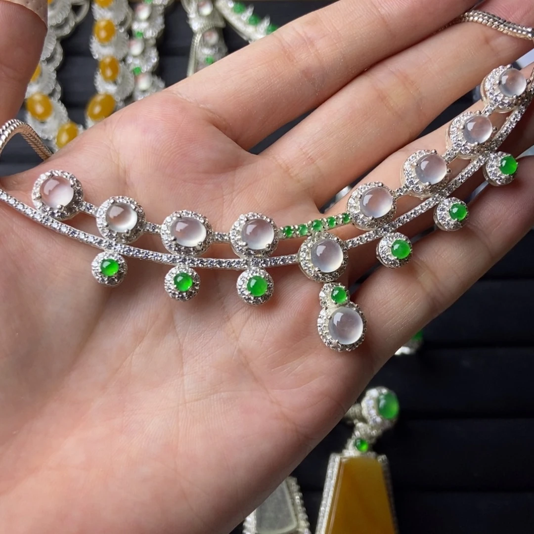 定制翡翠未镶嵌白冰套链