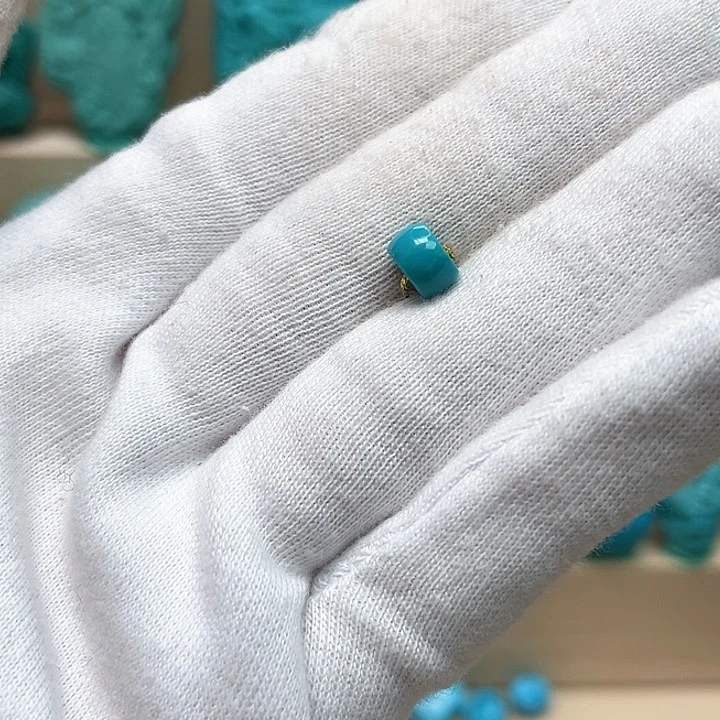 绿松石珠宝未镶嵌