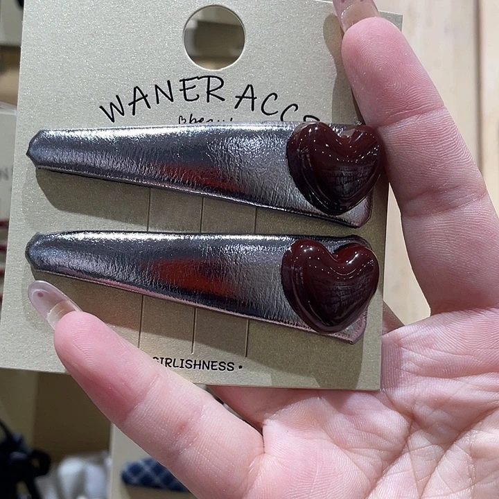 铁合金皮质爱心拜拜