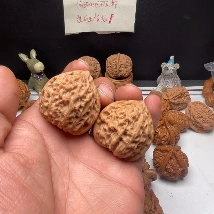 s***m吊坠文玩核桃金牛38