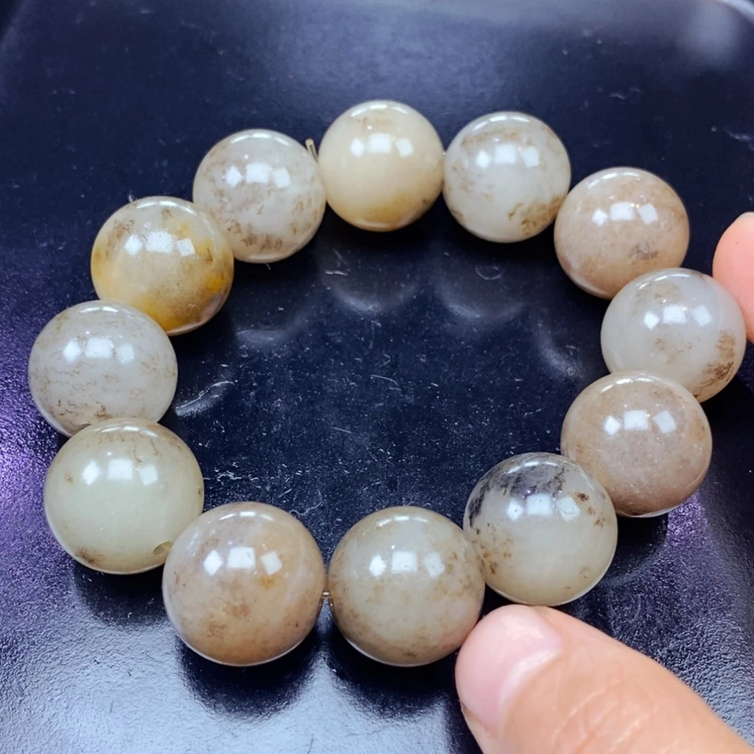 石英质玉（黄龙玉）未镶嵌颈饰