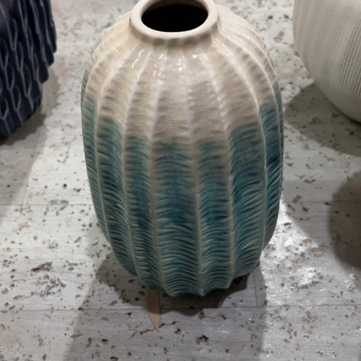 陶瓷花瓶摆件外贸出口（微瑕）