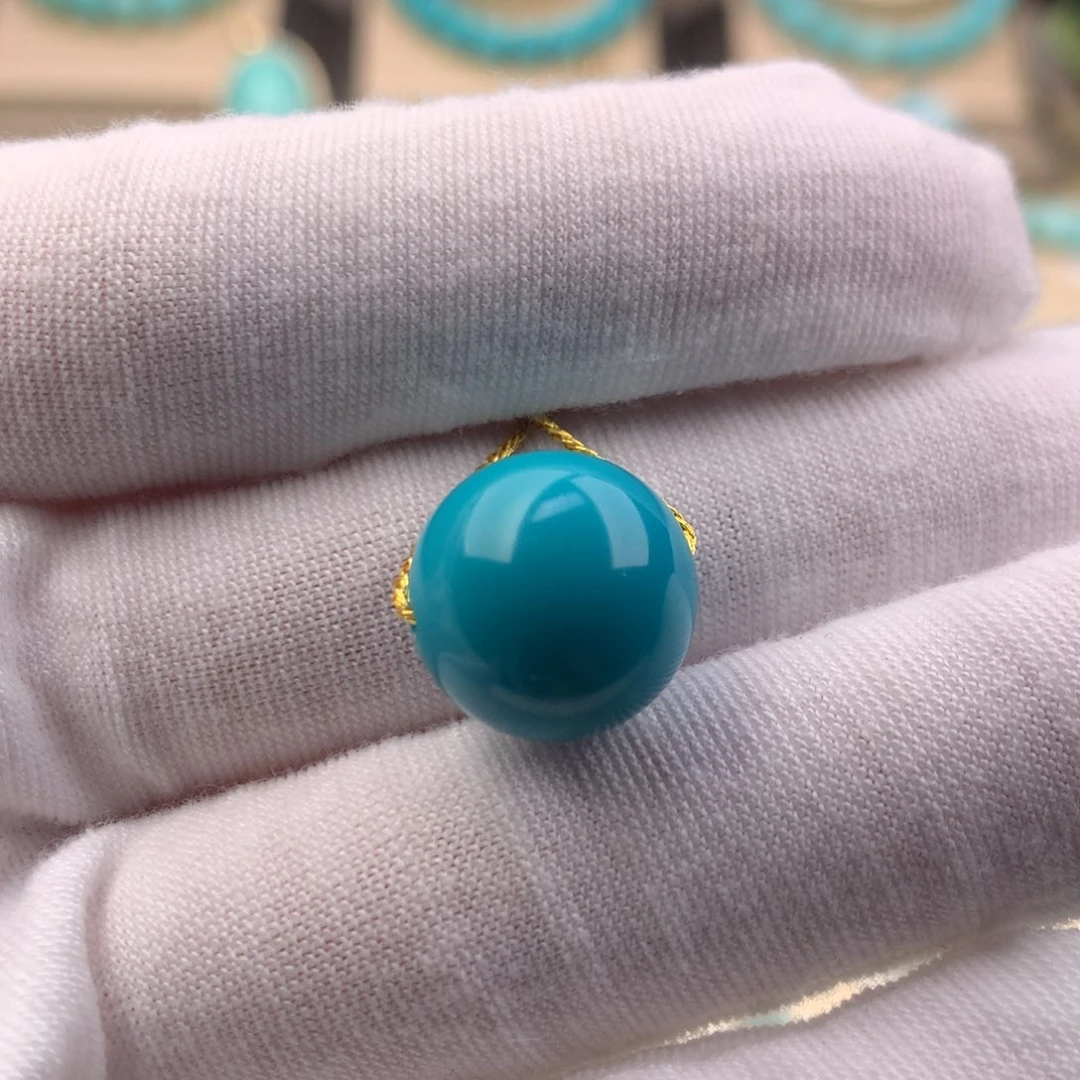 绿松石未镶嵌珠宝奇石13.6