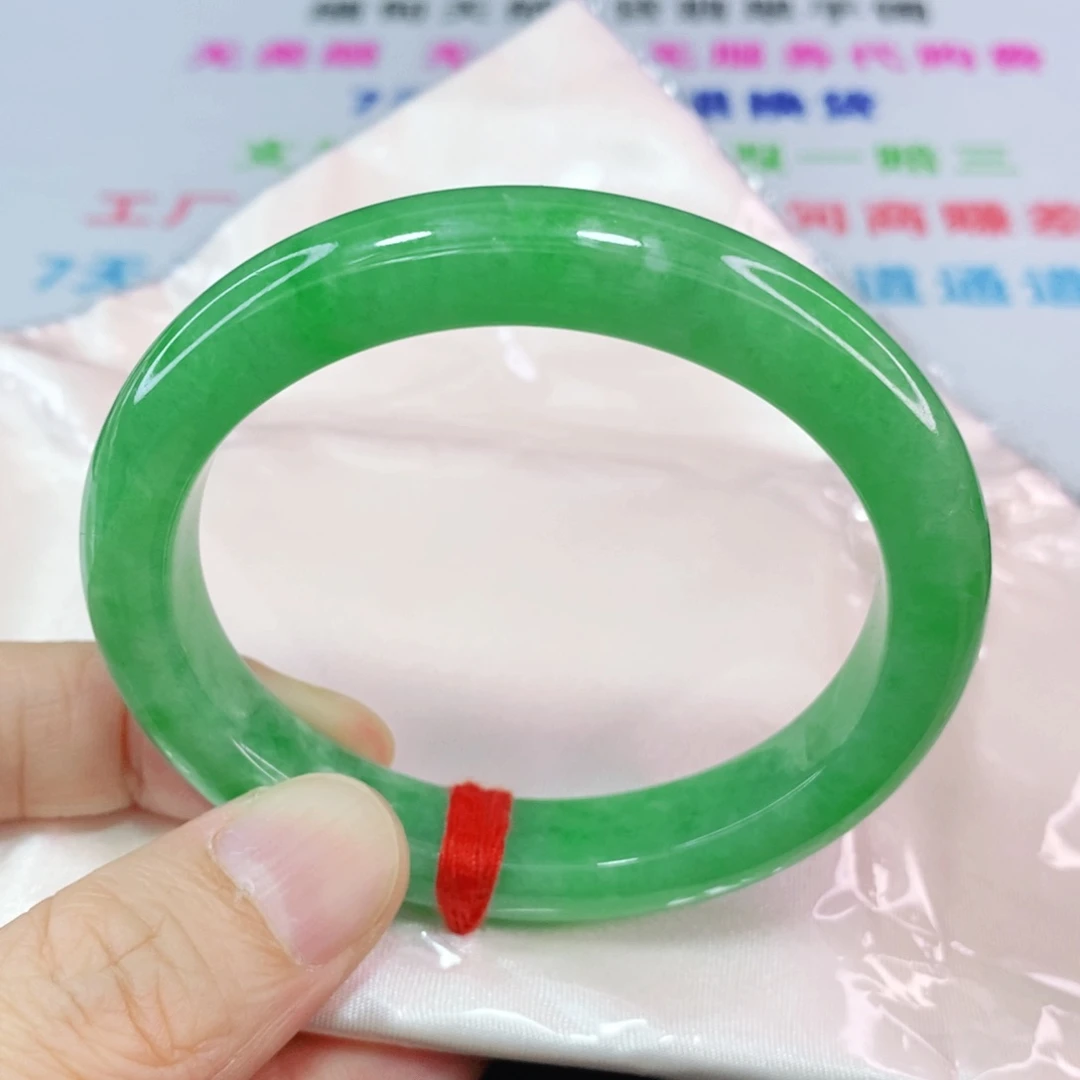 未镶嵌手镯翡翠55.6圈口贵妃