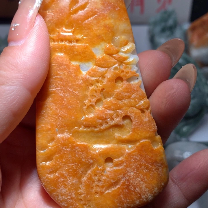 翡翠未镶嵌颈饰保真天然A货翡翠