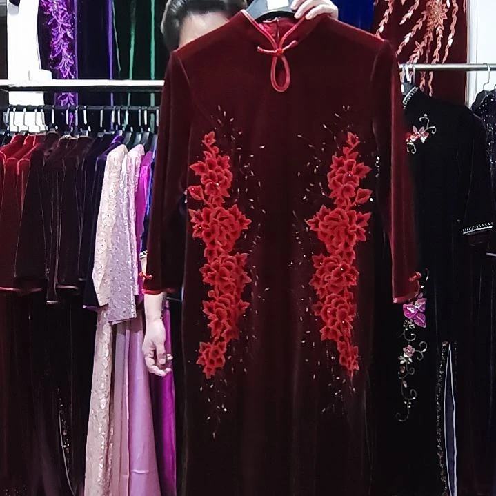 梅***来深酒红色金丝绒刺绣烫钻手工穿珠长款改良旗袍鱼尾裙3XL