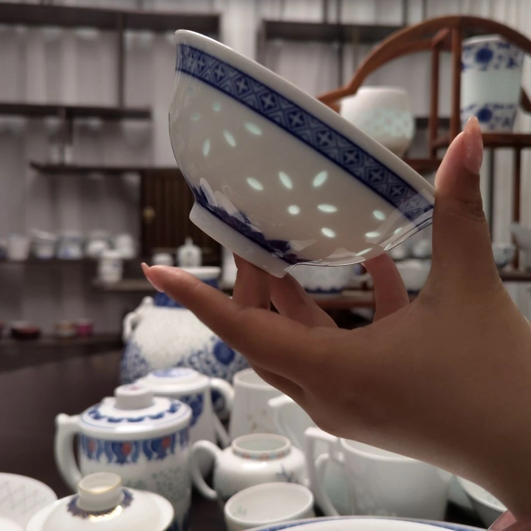 瓷青花龙纹5寸饭碗一个