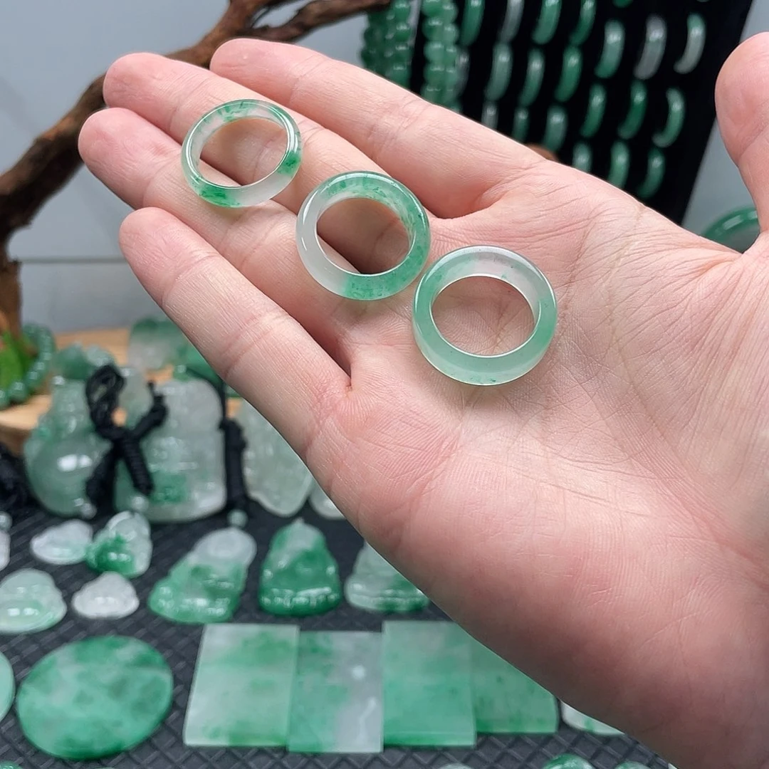 石英质玉戒指未镶嵌